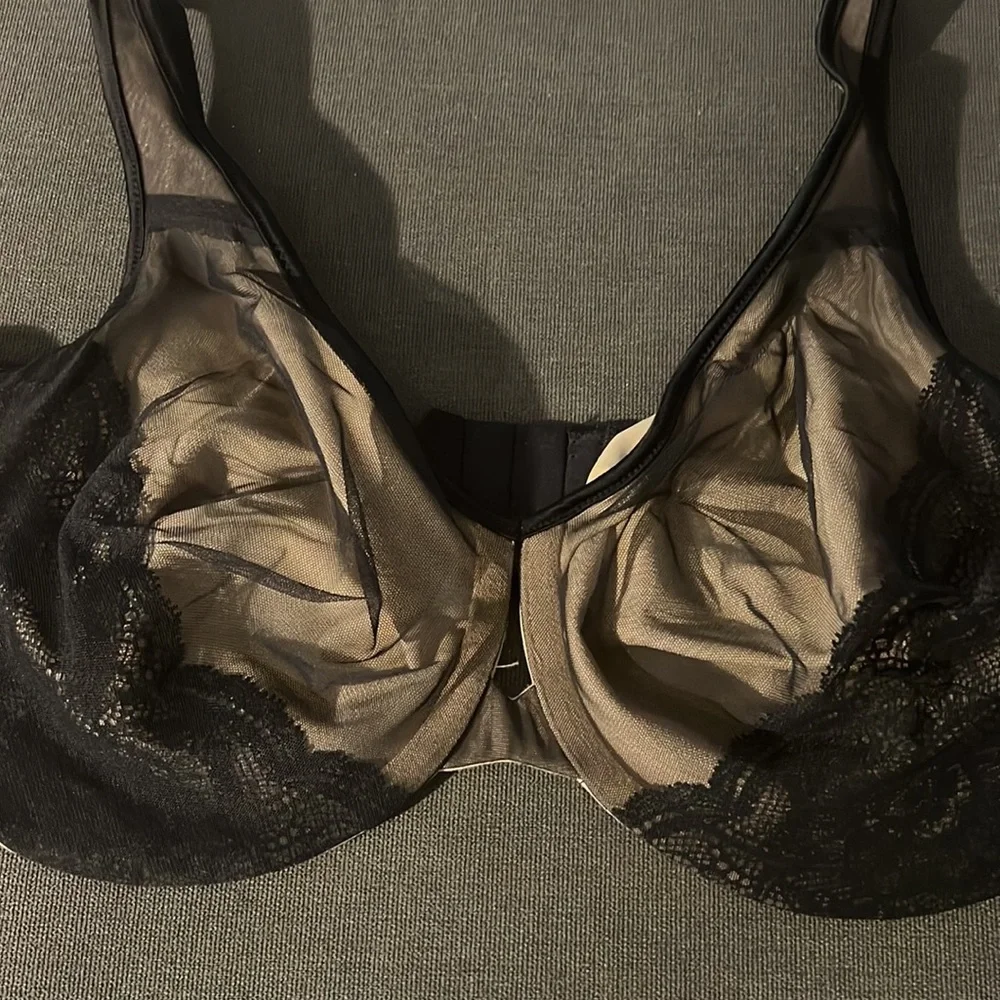 6 Bras Size 40DD - Picture 4 of 7
